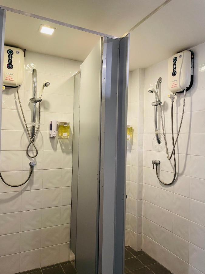 Rabbitel Phuket Hostel Ngoại thất bức ảnh
