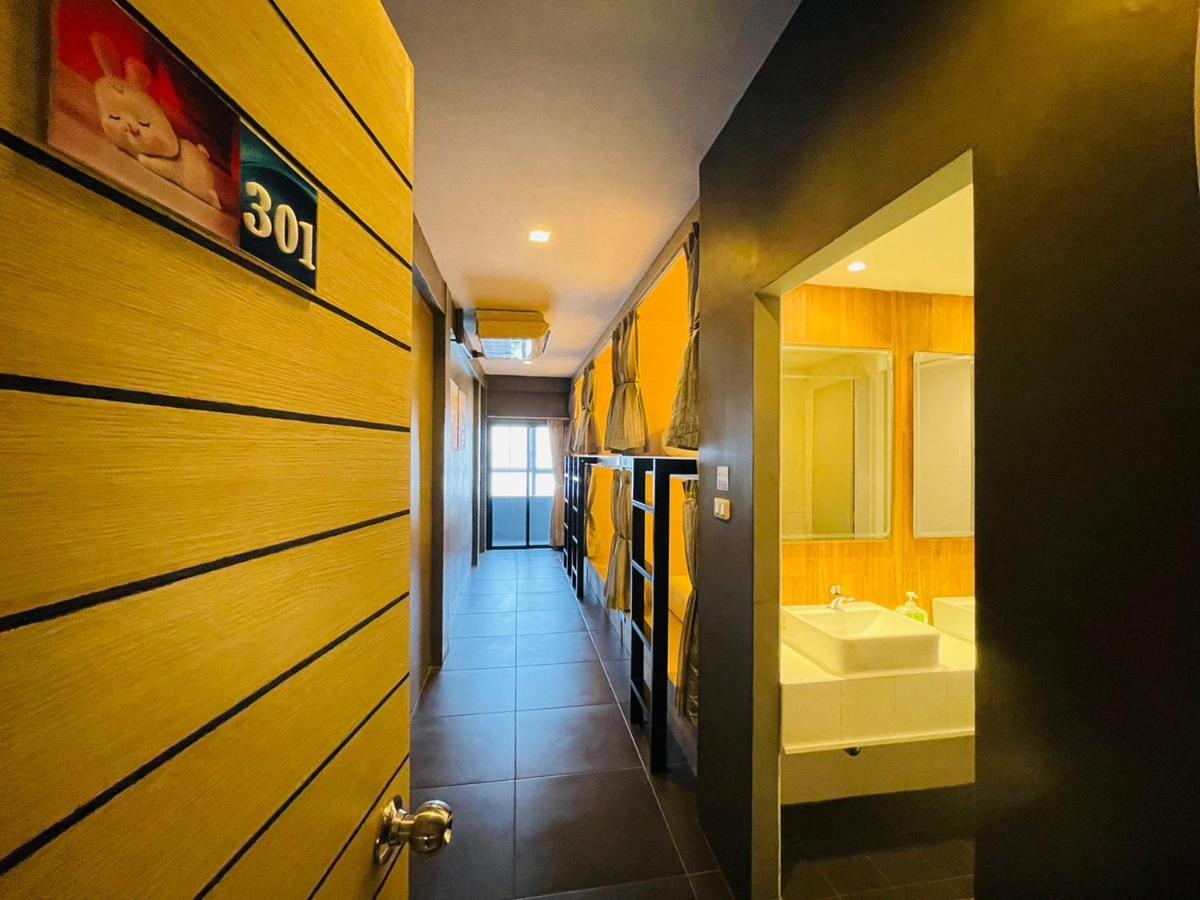 Rabbitel Phuket Hostel Ngoại thất bức ảnh