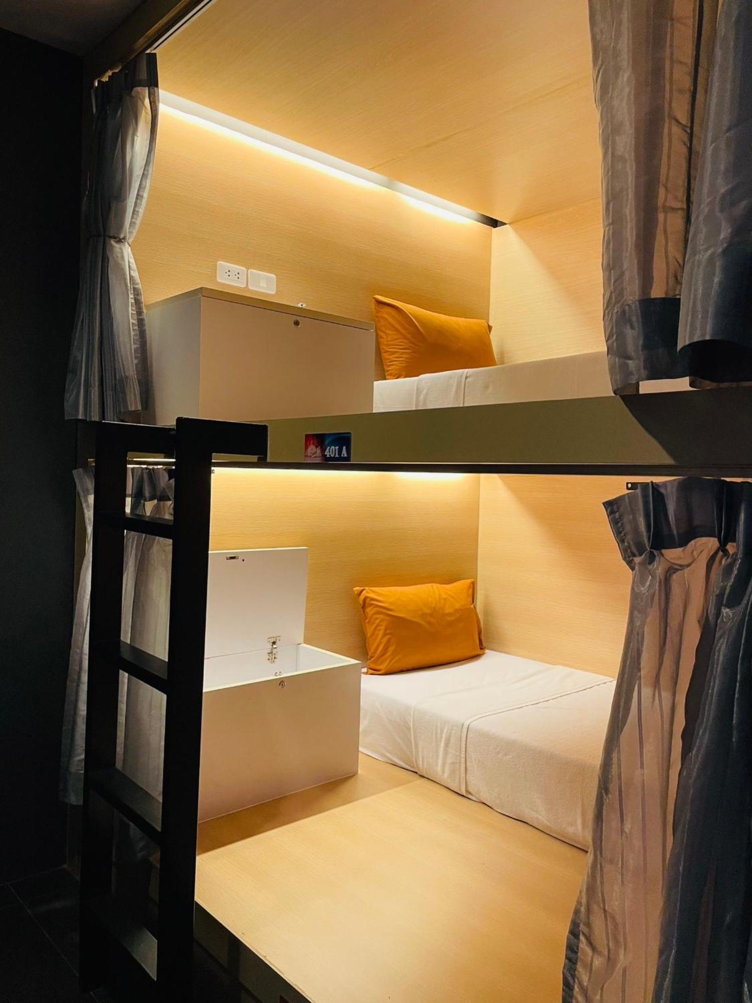 Rabbitel Phuket Hostel Ngoại thất bức ảnh