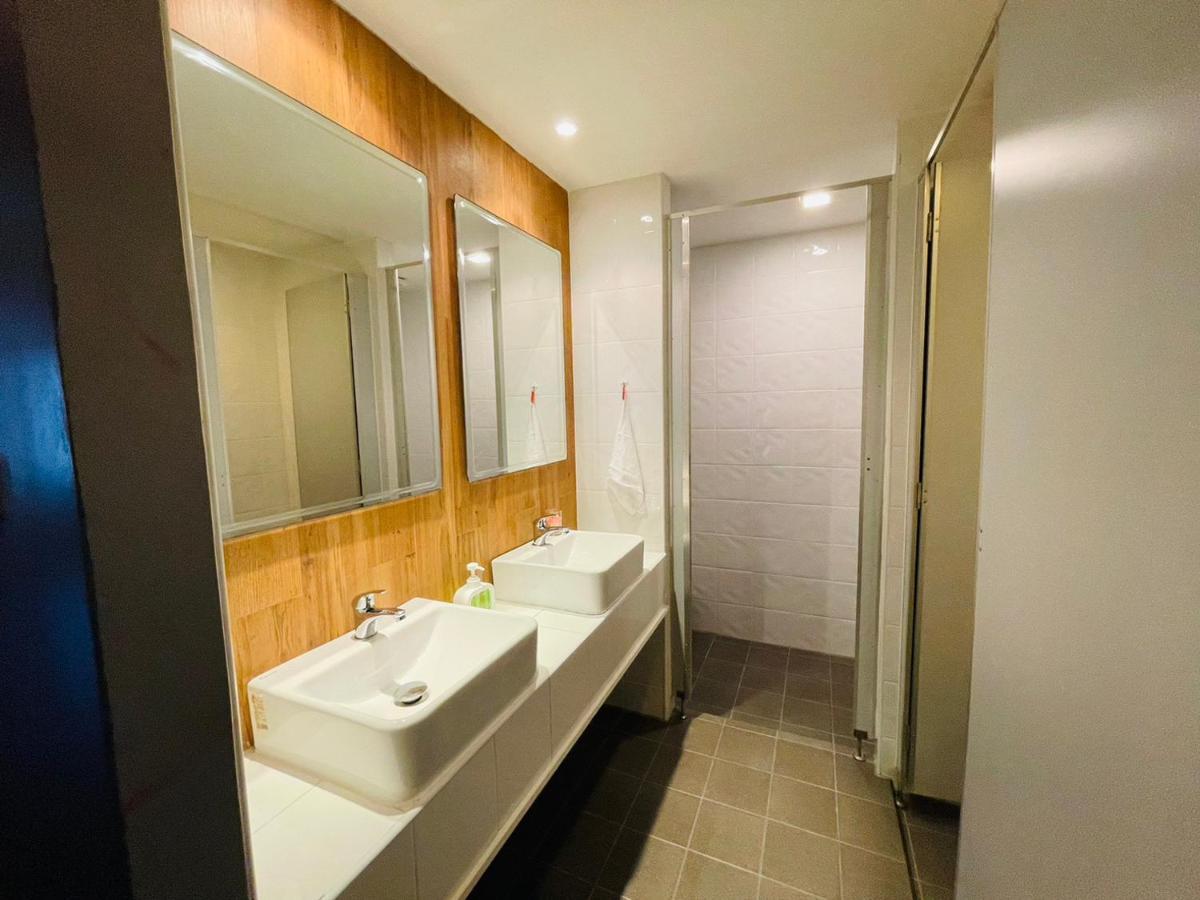 Rabbitel Phuket Hostel Ngoại thất bức ảnh