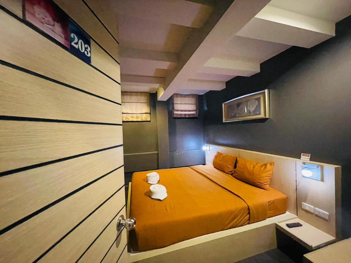 Rabbitel Phuket Hostel Ngoại thất bức ảnh