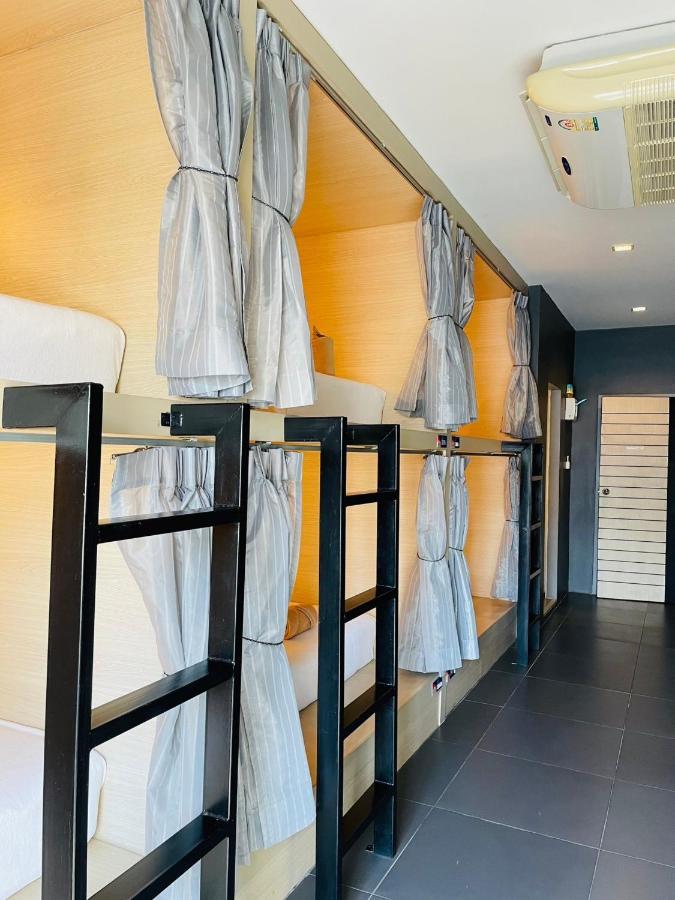 Rabbitel Phuket Hostel Ngoại thất bức ảnh