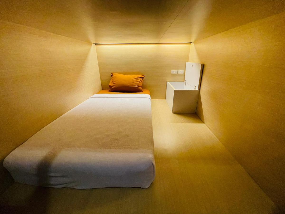 Rabbitel Phuket Hostel Ngoại thất bức ảnh