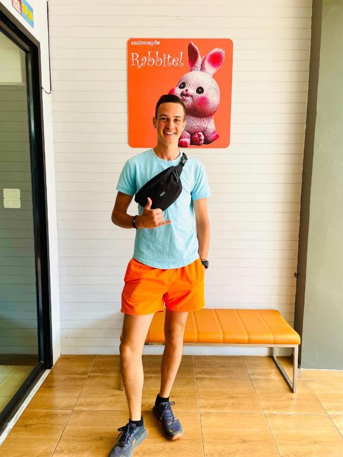 Rabbitel Phuket Hostel Ngoại thất bức ảnh