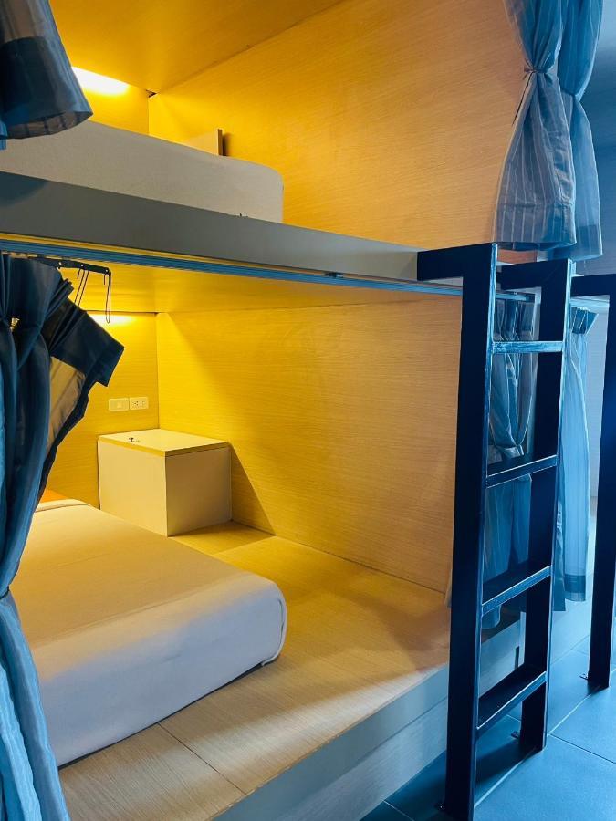 Rabbitel Phuket Hostel Ngoại thất bức ảnh