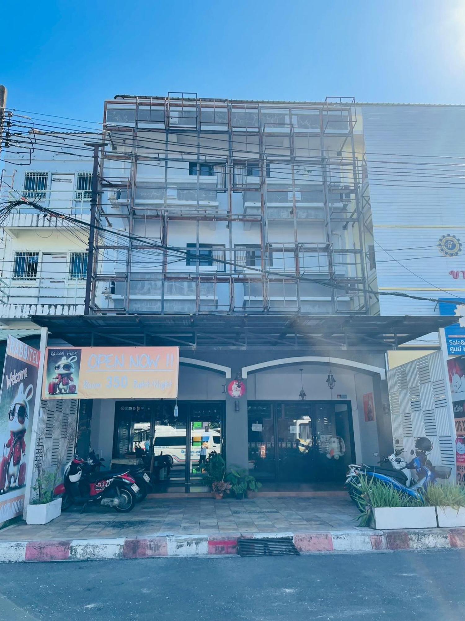 Rabbitel Phuket Hostel Ngoại thất bức ảnh