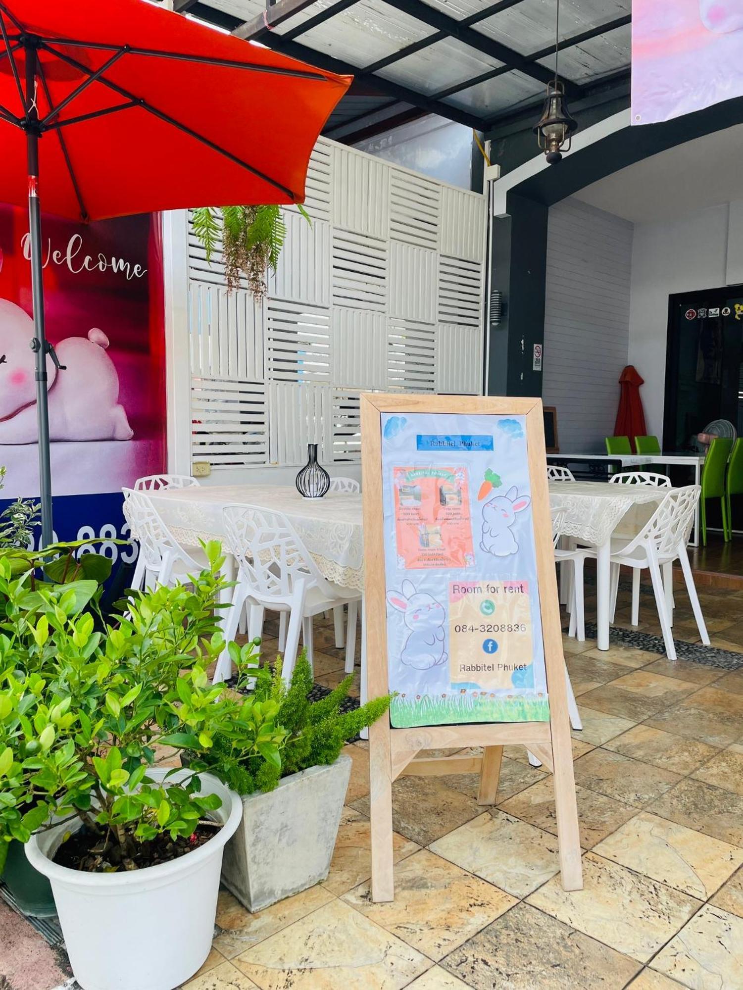 Rabbitel Phuket Hostel Ngoại thất bức ảnh